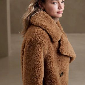 BANANA REPUBIC SHEARLING TEDDY COAT